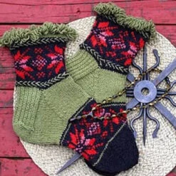 Trafalgar Square The Art Of Lithuanian Knitting -Textile Shop 416x416 2729