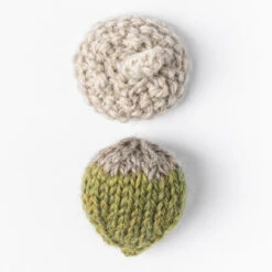 Blue Sky Fibers Fall Festival Acorns (Free) -Textile Shop 416x416 3203